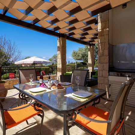 3 Bedroom Villa Madelini With Private Pool, Aphrodite Hills Resort Kuklia Zewnętrze zdjęcie