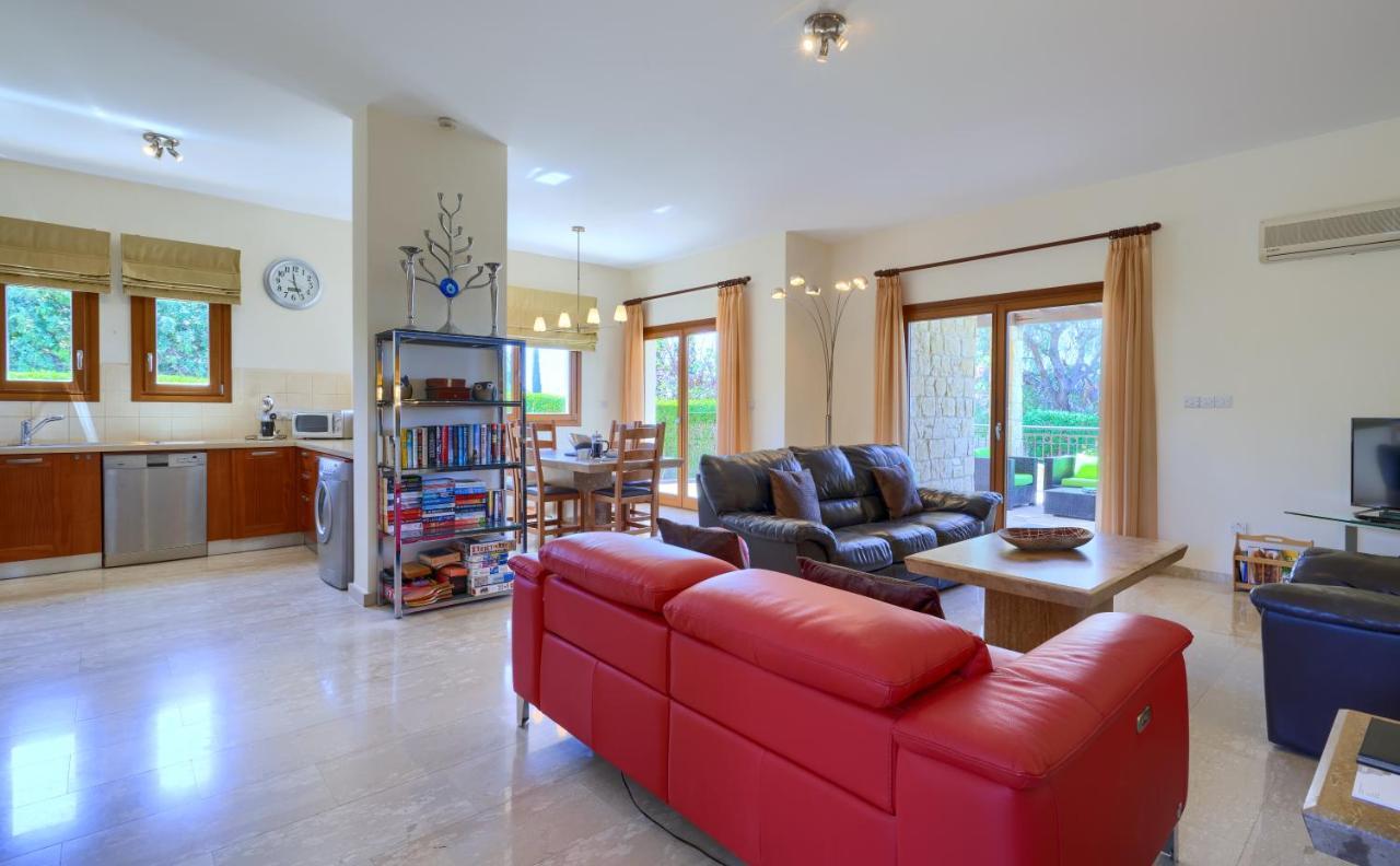 3 Bedroom Villa Madelini With Private Pool, Aphrodite Hills Resort Kuklia Zewnętrze zdjęcie