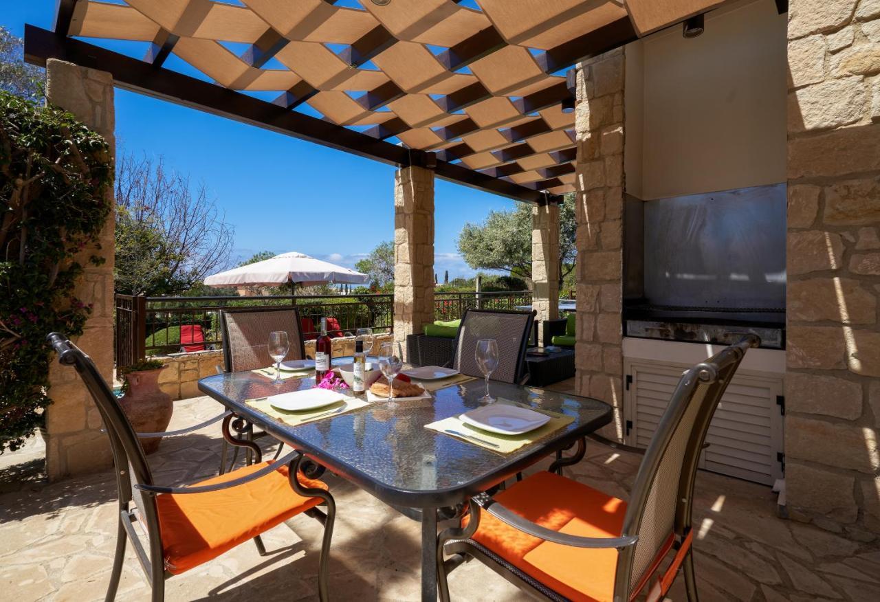 3 Bedroom Villa Madelini With Private Pool, Aphrodite Hills Resort Kuklia Zewnętrze zdjęcie