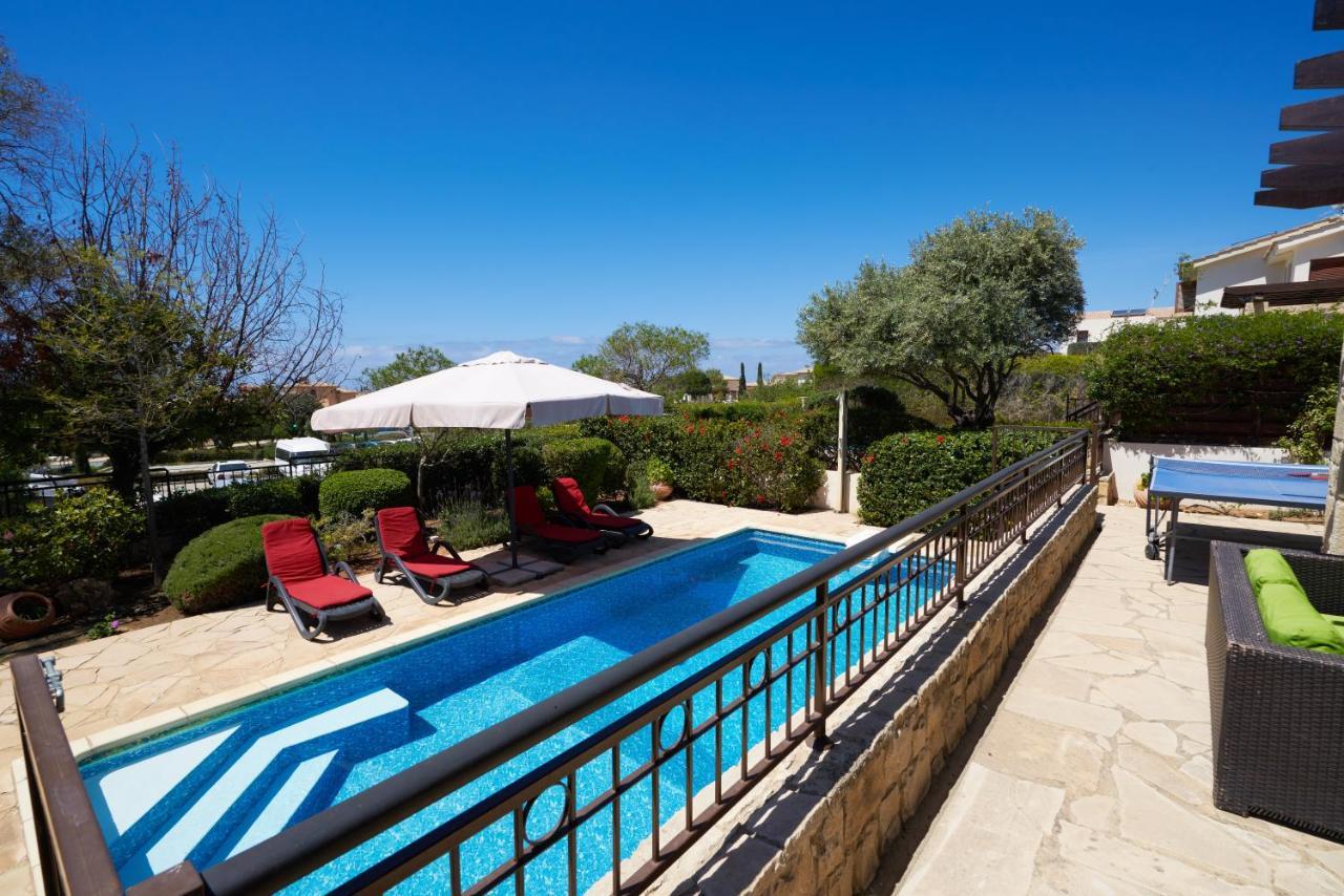 3 Bedroom Villa Madelini With Private Pool, Aphrodite Hills Resort Kuklia Zewnętrze zdjęcie